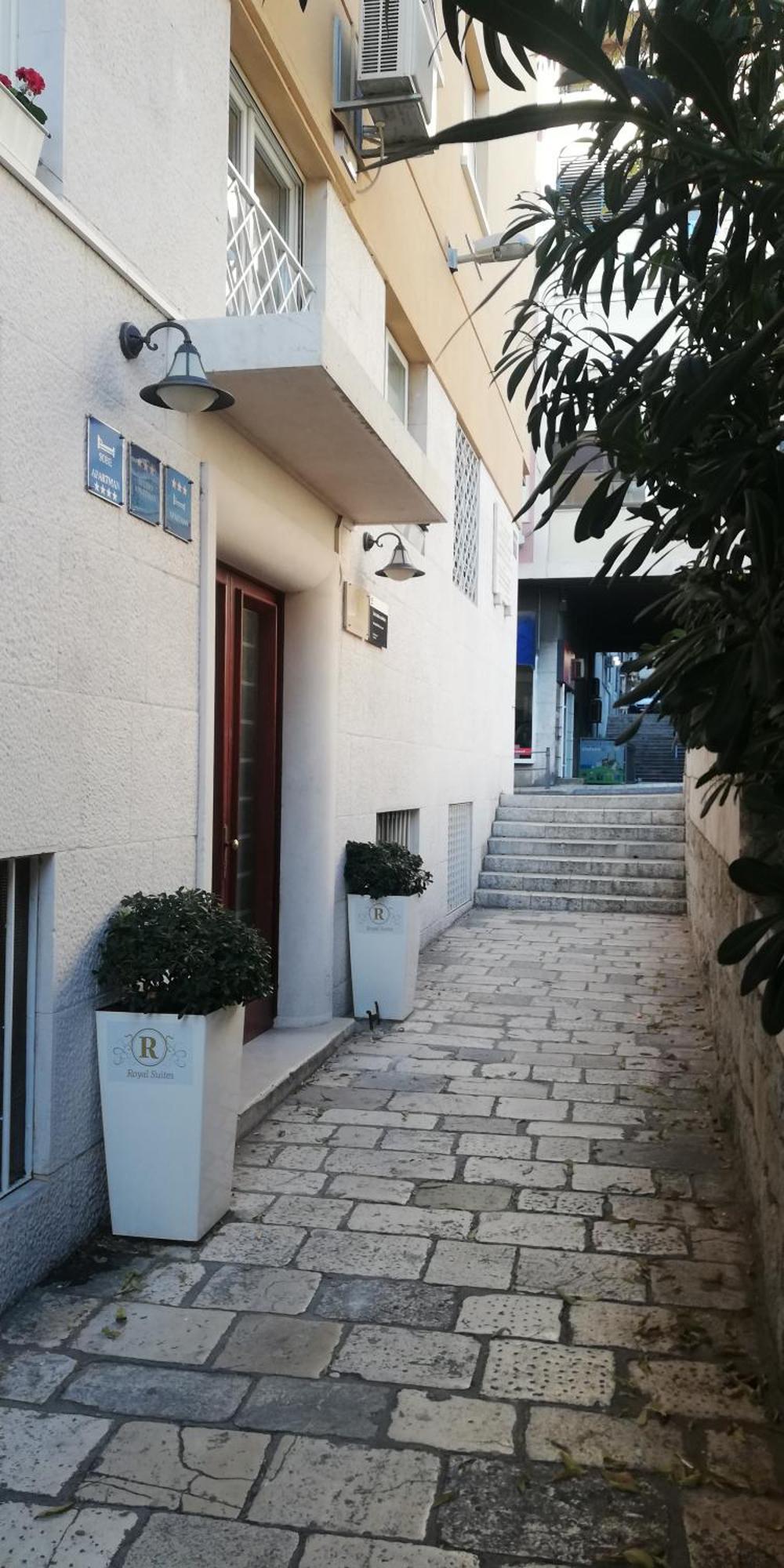 Lucky Smile Apartment *